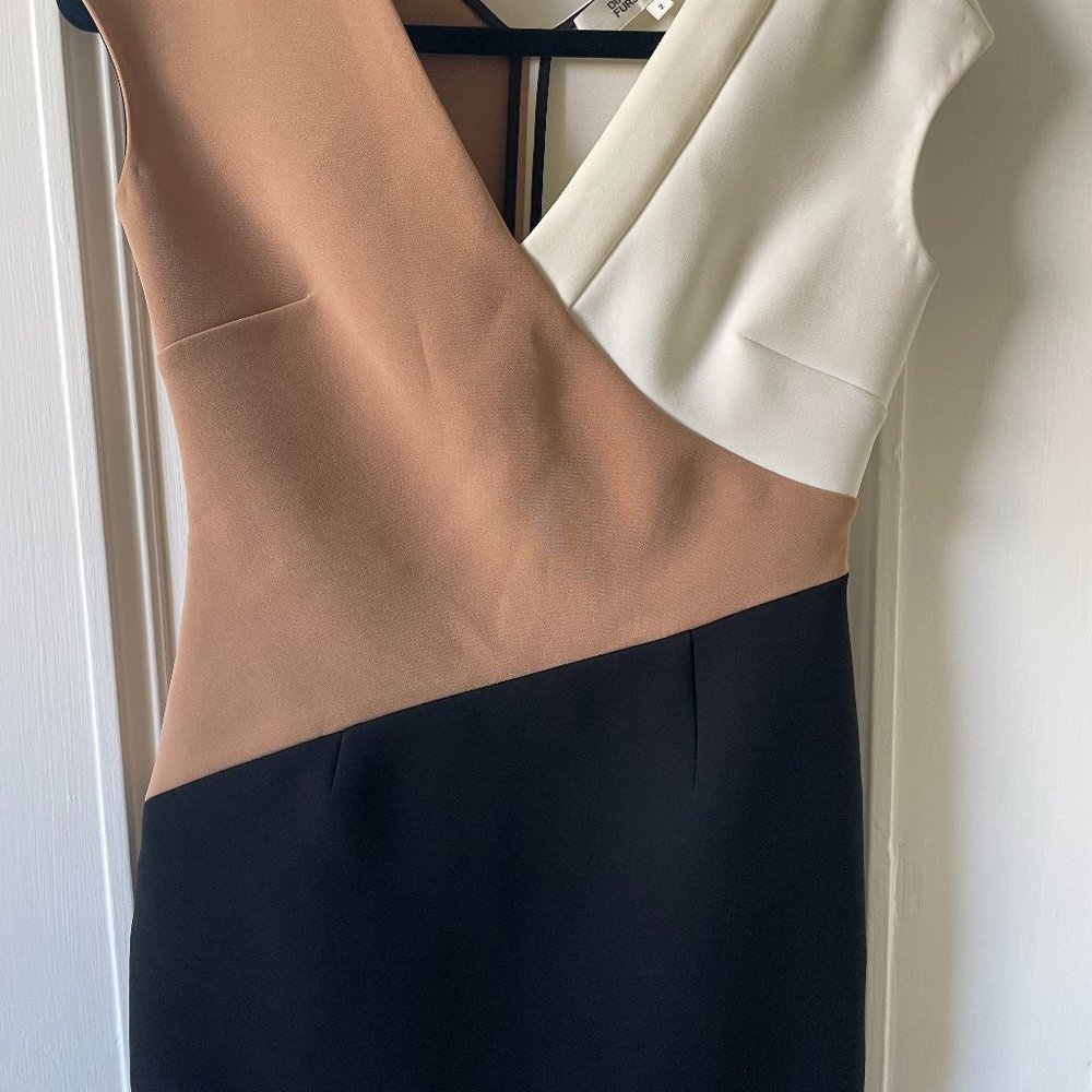 Diane Von Furstenberg (DVF) Little Block dress